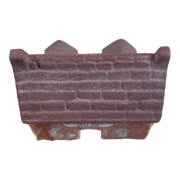 Wade England Figurines Whimsey On Why Whimsey-on-Why Station #18 - Picture 6 of 10